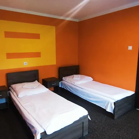 Kompleks Rekreacyjno-wypoczynkowy I Restauracja Strumyk Parco vacanze *