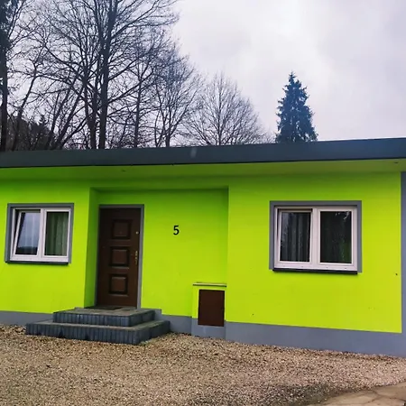 Kompleks Rekreacyjno-wypoczynkowy I Restauracja Strumyk *