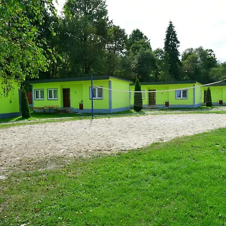 Kompleks Rekreacyjno-wypoczynkowy I Restauracja Strumyk * Jordanow