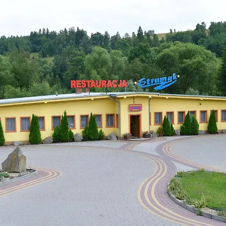 Prázdninový areál Kompleks Rekreacyjno-wypoczynkowy I Restauracja Strumyk
