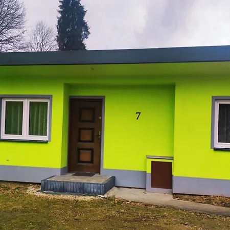 Kompleks Rekreacyjno-wypoczynkowy I Restauracja Strumyk Jordanow